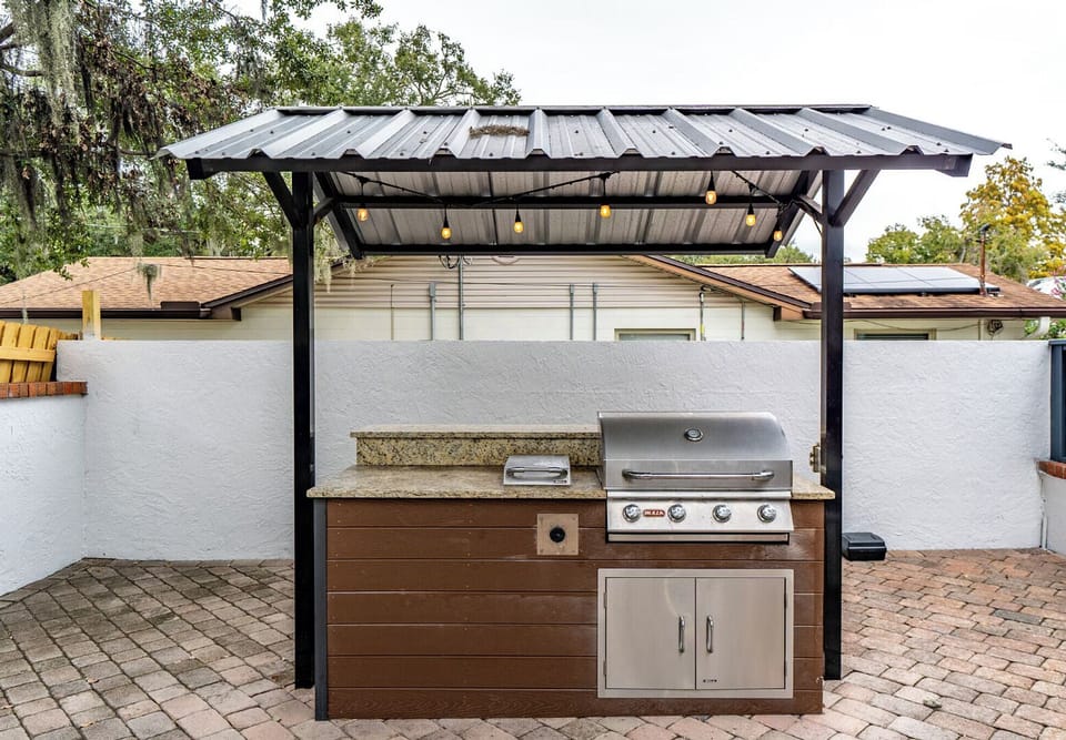 BBQ/picnic area