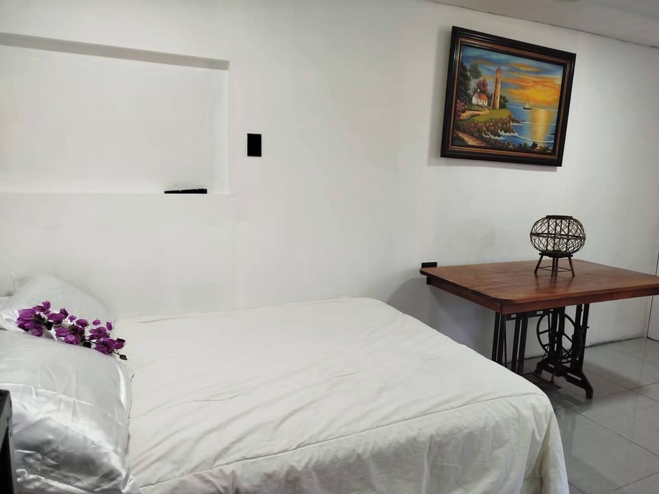 Cabin, 1 Bedroom, Smoking, Patio | 1 bedroom
