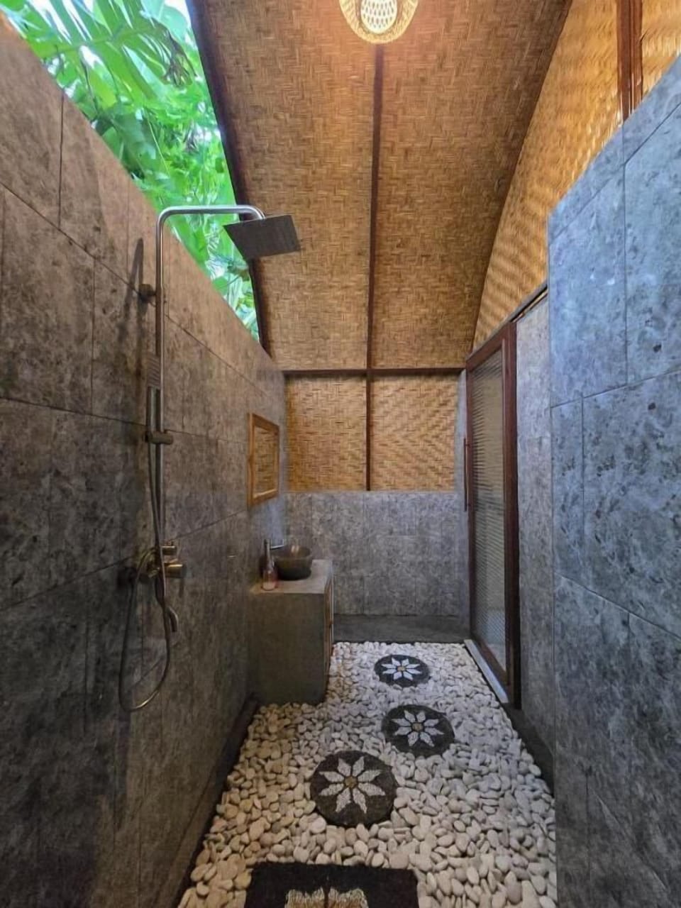 Superior Villa, Balcony, Hill View | Bathroom | Shower, free toiletries, towels, soap