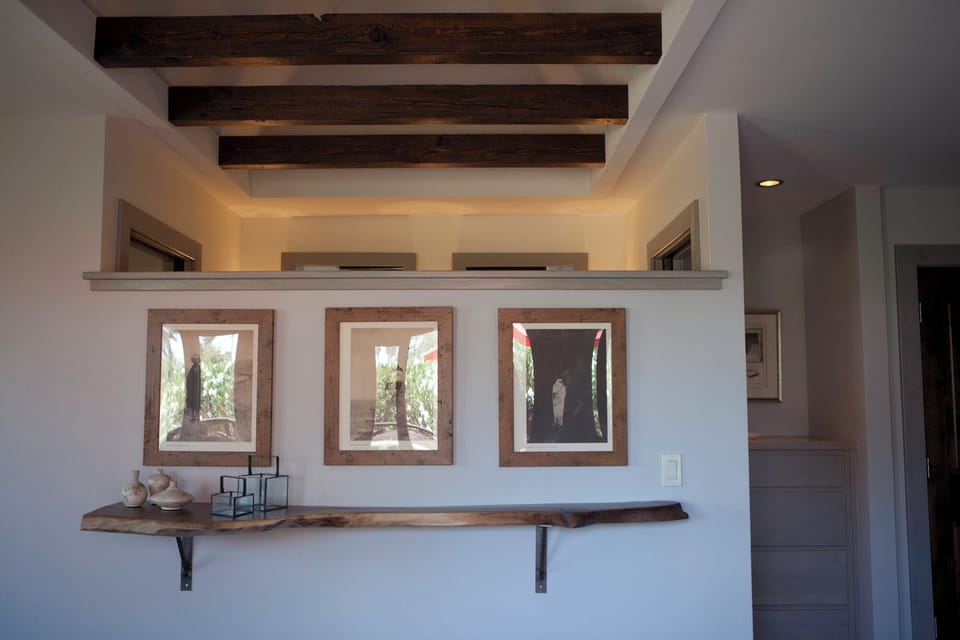 House, Multiple Beds, Pool Access, Pool View (Refugio Estate) | Interior
