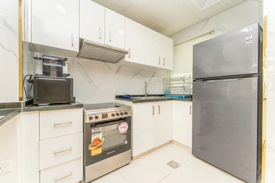 Exclusive Villa, Non Smoking, City View | Private kitchen | Full-size fridge, microwave, oven, stovetop
