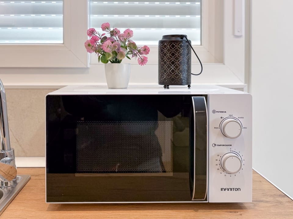 Superior Studio | Microwave