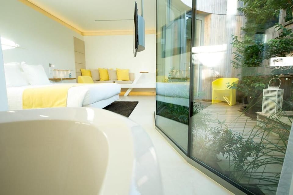 Superior Room, 1 Bedroom, Patio, Garden View | In-room safe, desk, blackout drapes, soundproofing