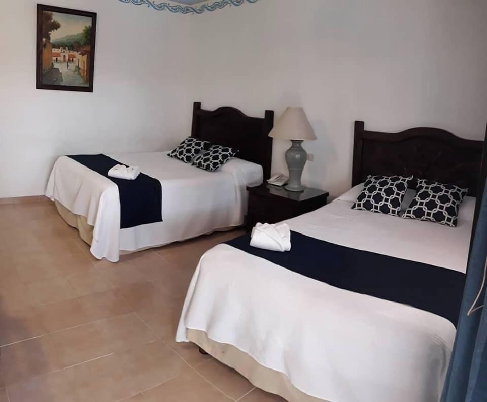 Standard Single Room, Ensuite | Desk, free WiFi, bed sheets