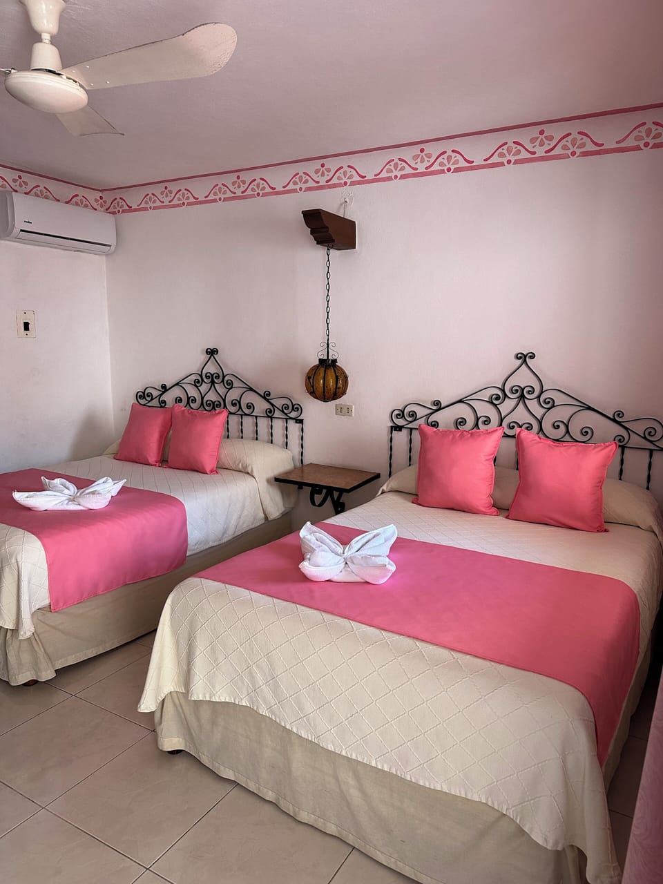 Desk, free WiFi, bed sheets