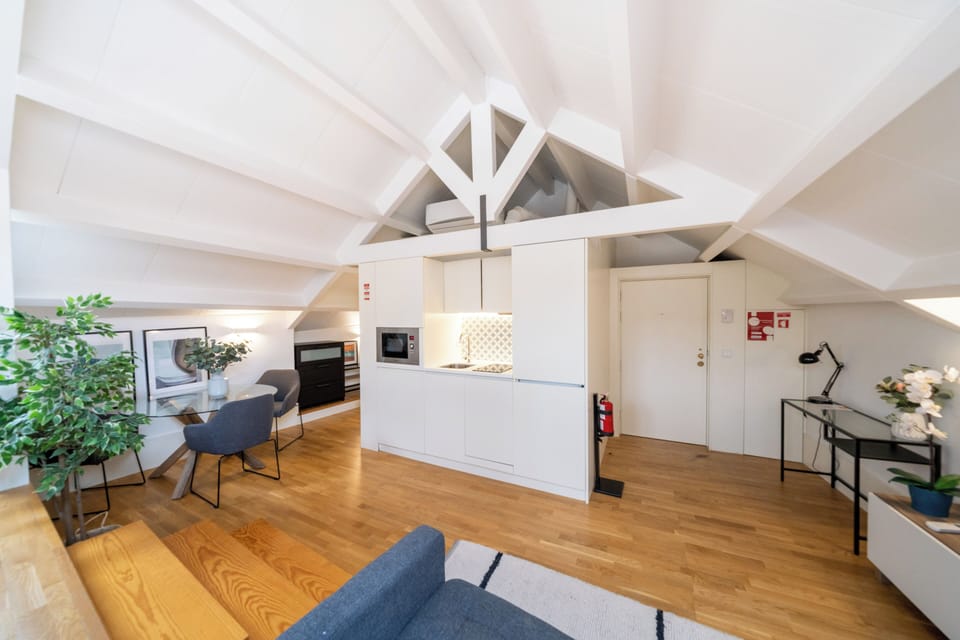 Apartment, City View | Private kitchen | Espresso maker, toaster, dining tables