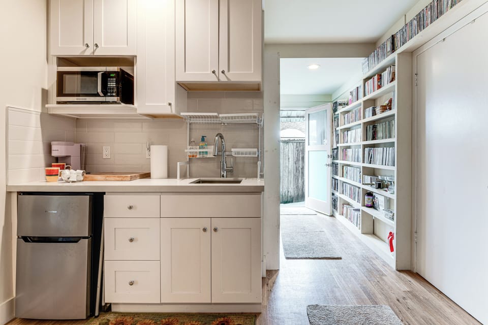 Apartment (0 Bedroom) | Interior