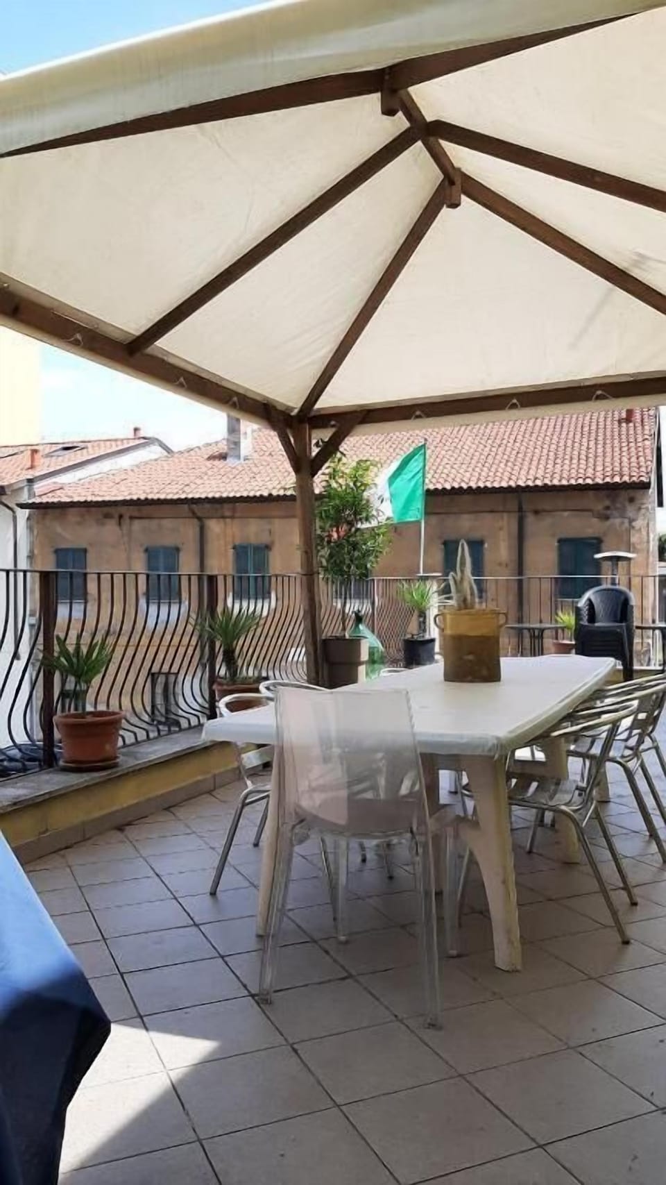 Classic Quadruple Room, City View | Outdoor dining