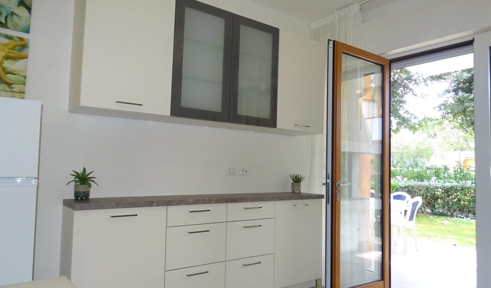 Villa, 2 Bedrooms, Balcony, Garden View | Interior