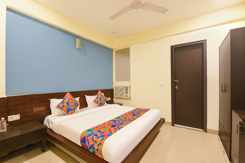 Deluxe Room | Premium bedding, in-room safe, free WiFi, bed sheets