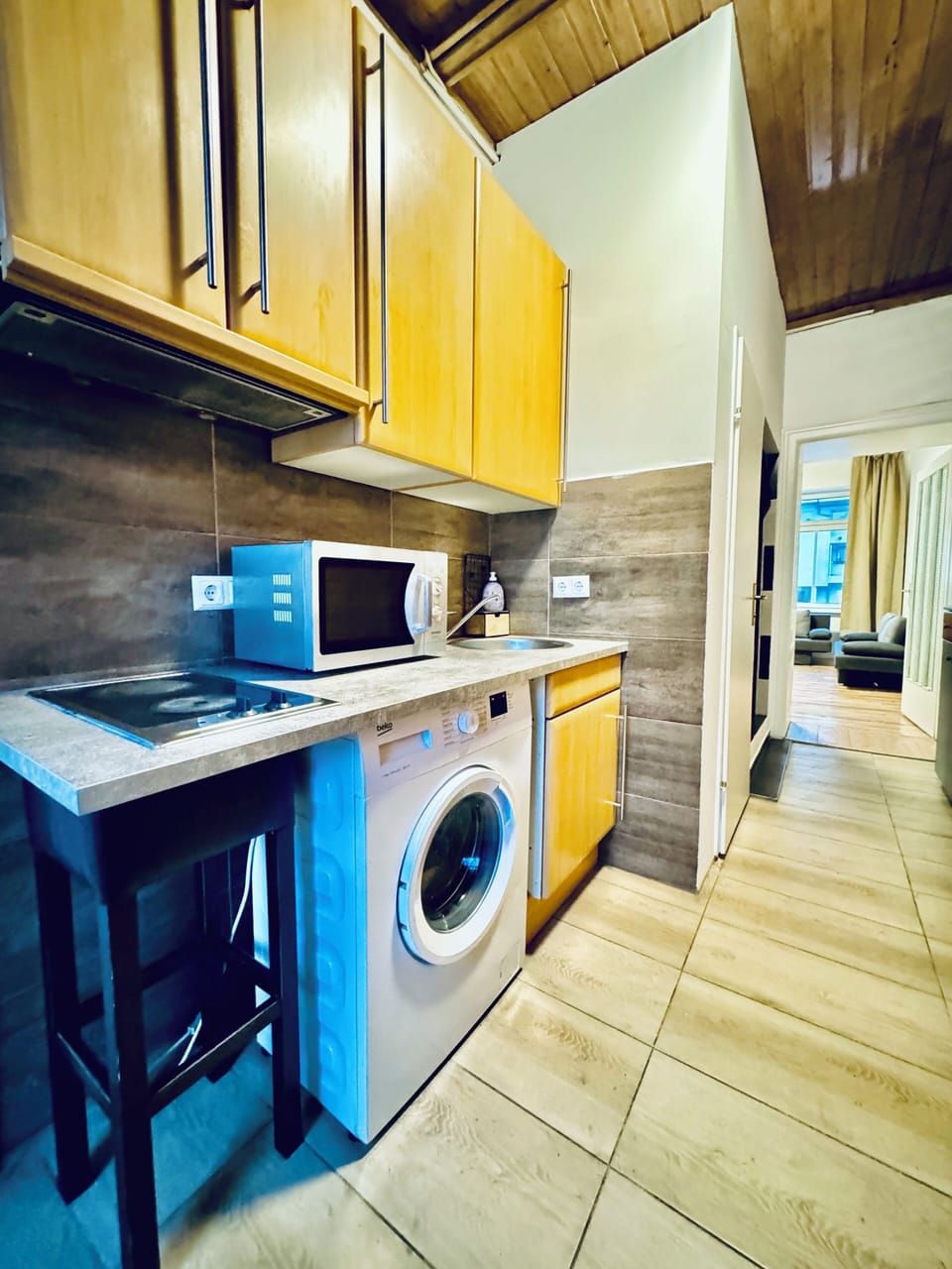 Basic Apartment | Private kitchen