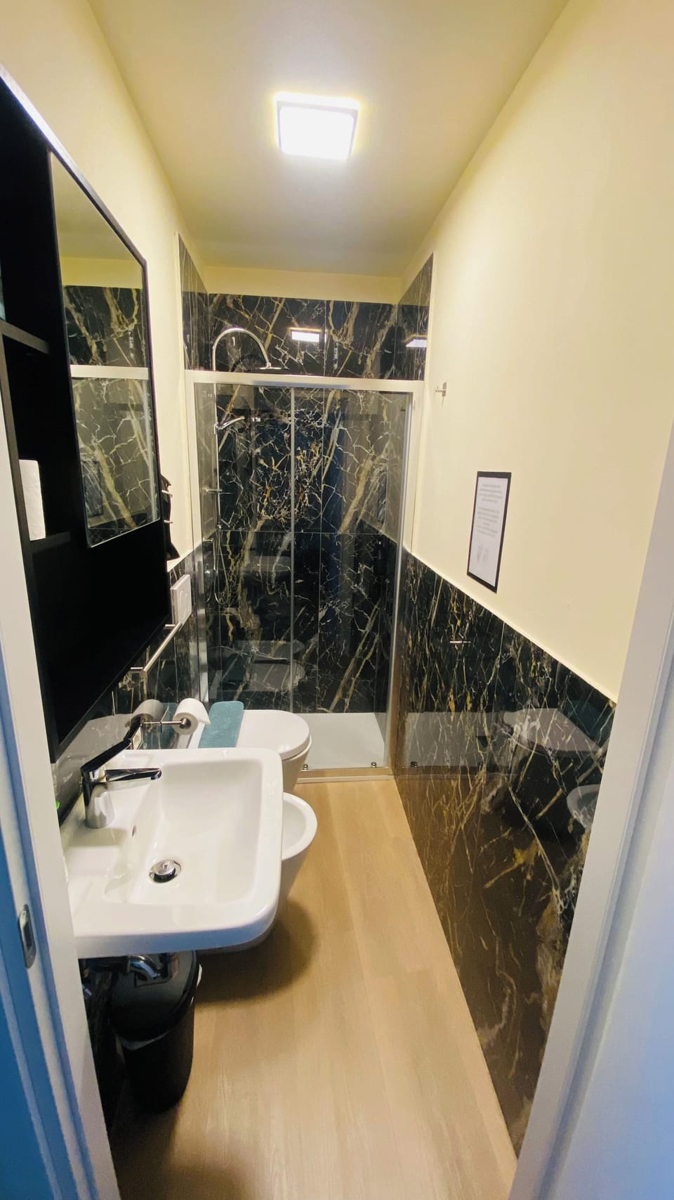 Double Room | Bathroom