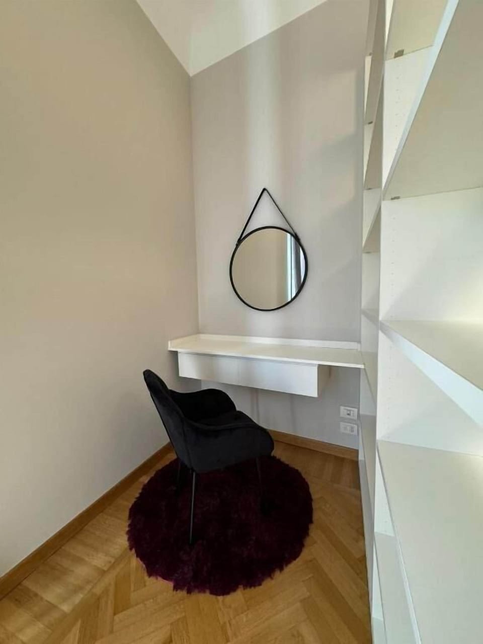 Apartment, City View | Desk, soundproofing