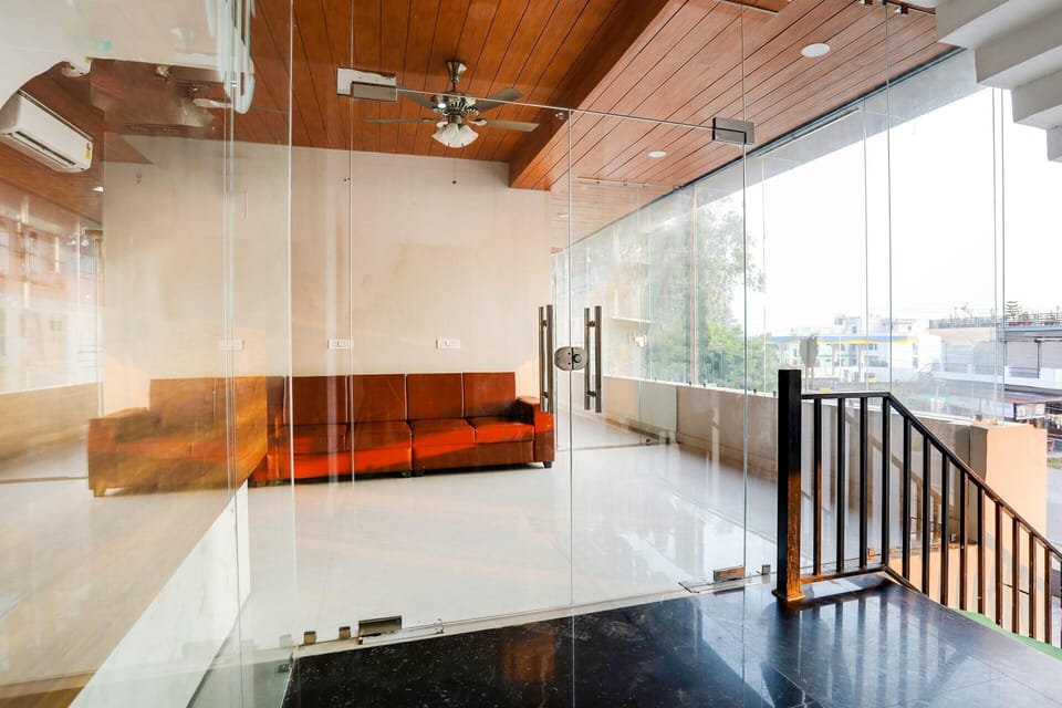 House | Reception