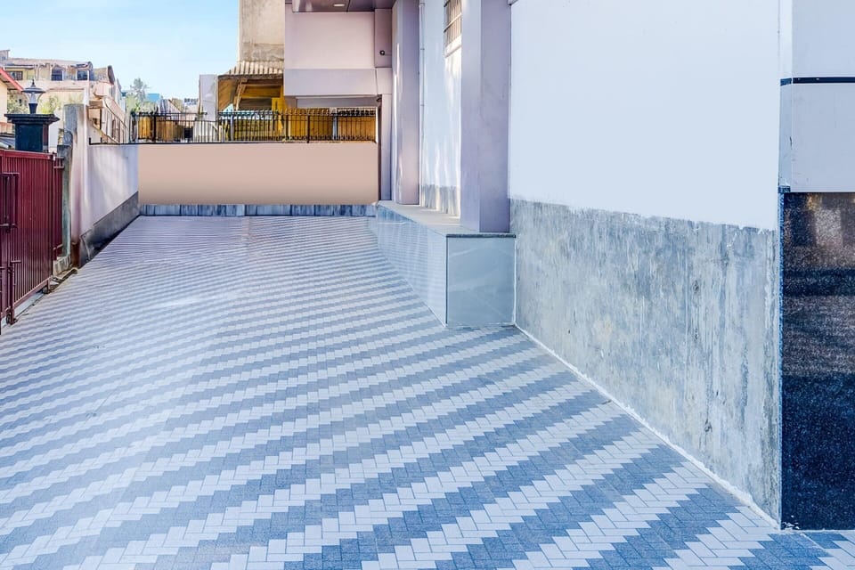 House | Property grounds