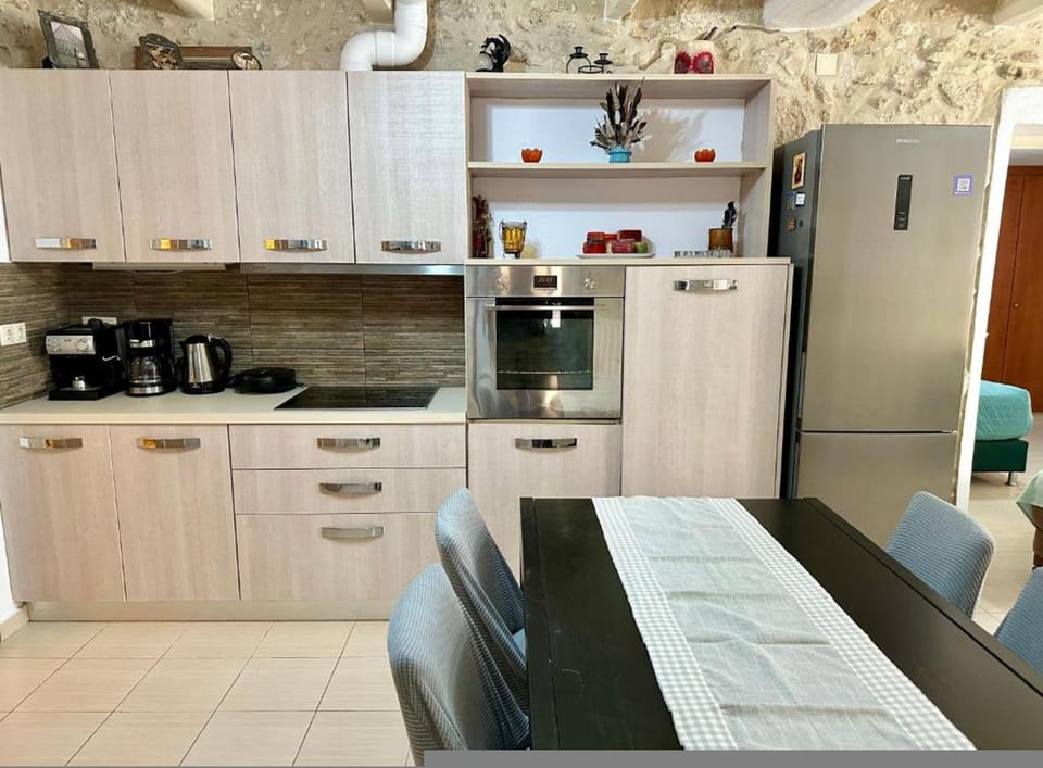 House, Accessible, Smoking | 1 bedroom, soundproofing