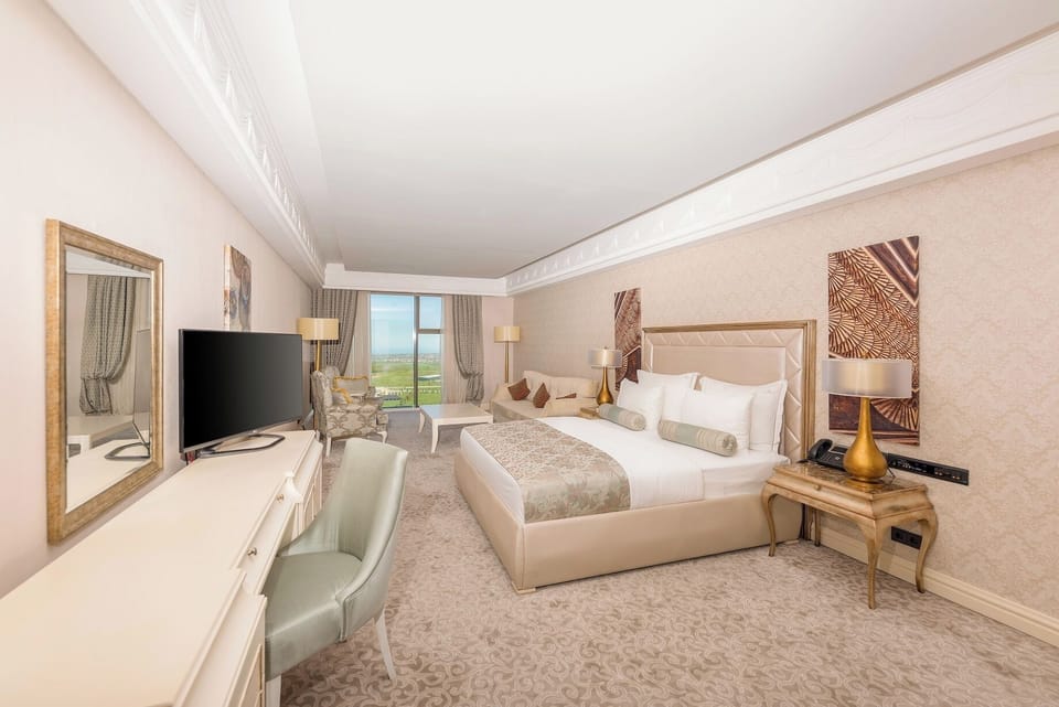 Junior Suite | Soundproofing, WiFi (free), bed sheets