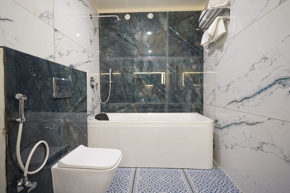 Towels, soap, shampoo, toilet paper