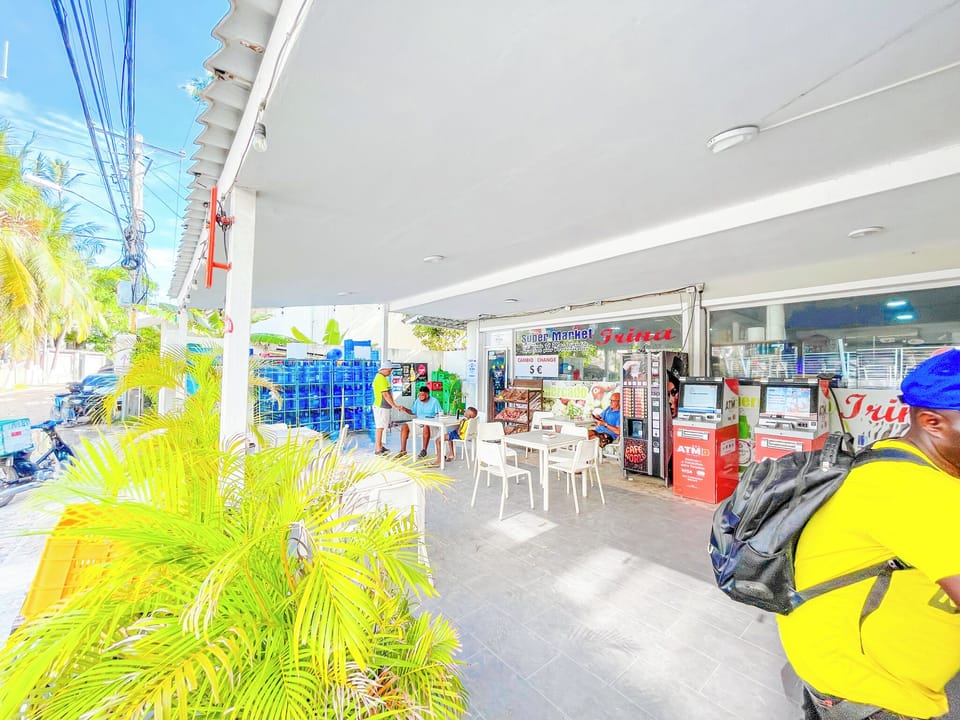 Superior Studio, 1 Queen Bed with Sofa bed, Pool Access, City View | Street view