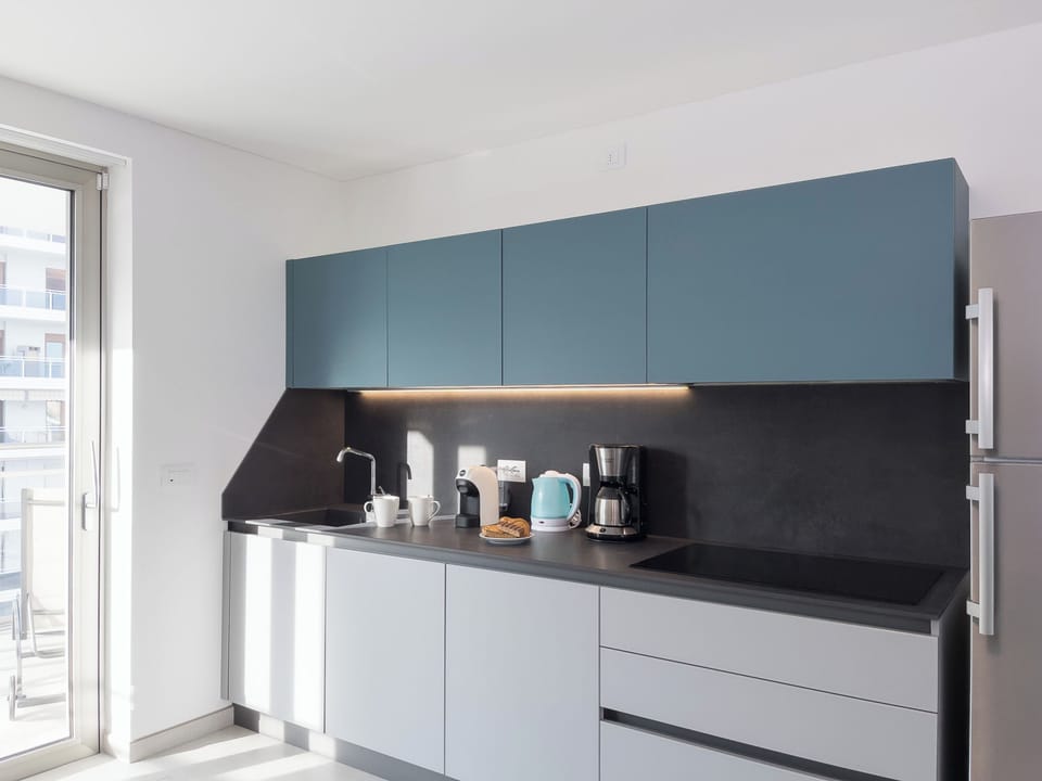 Apartment, 2 Bedrooms, Balcony, City View | Interior