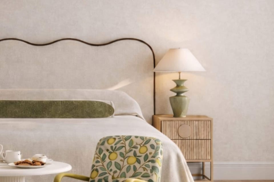 In-room safe, desk, iron/ironing board, free WiFi