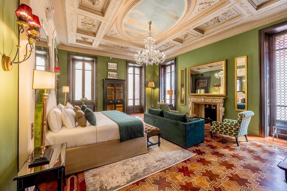 Premier Suite, 1 King Bed, Balcony | In-room safe, individually decorated, individually furnished
