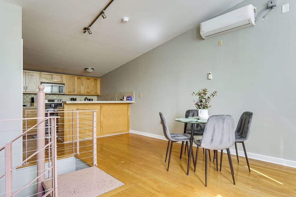 Apartment (0 Bedroom) | Interior