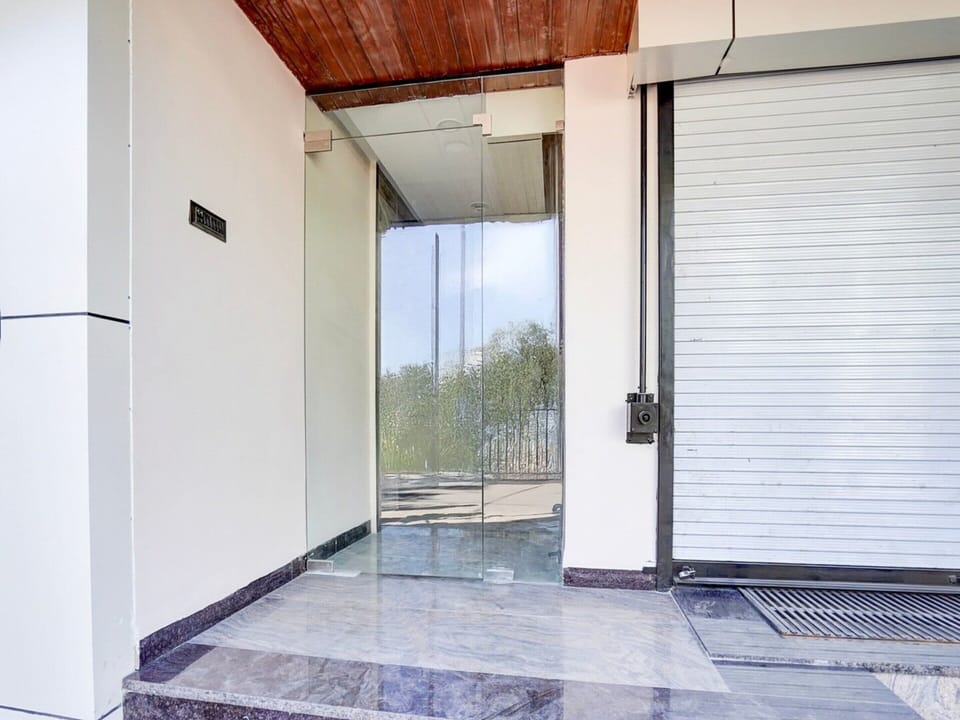 House | Reception