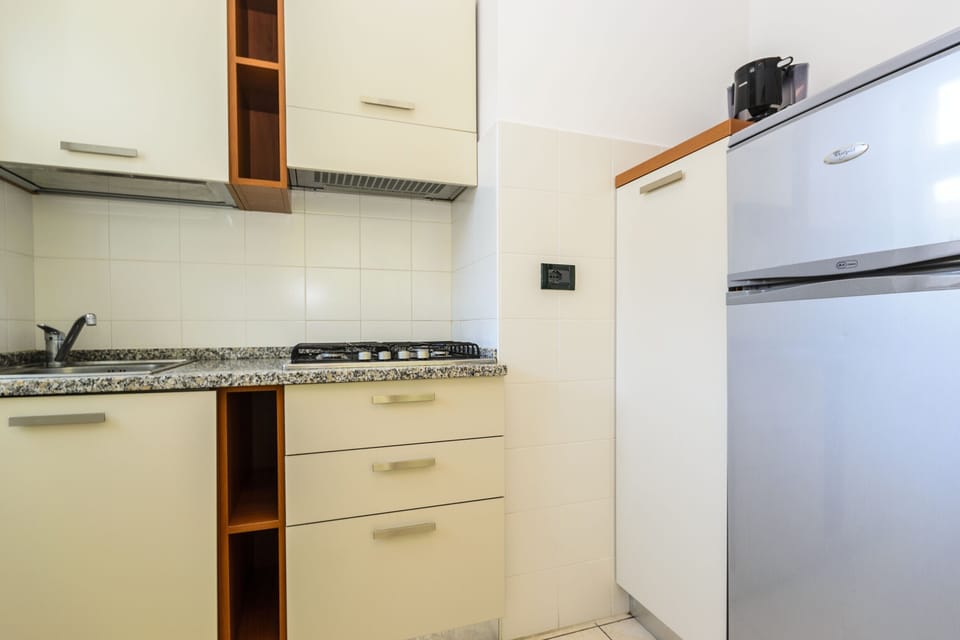 Apartment, 2 Bedrooms, Balcony, Garden View | Interior