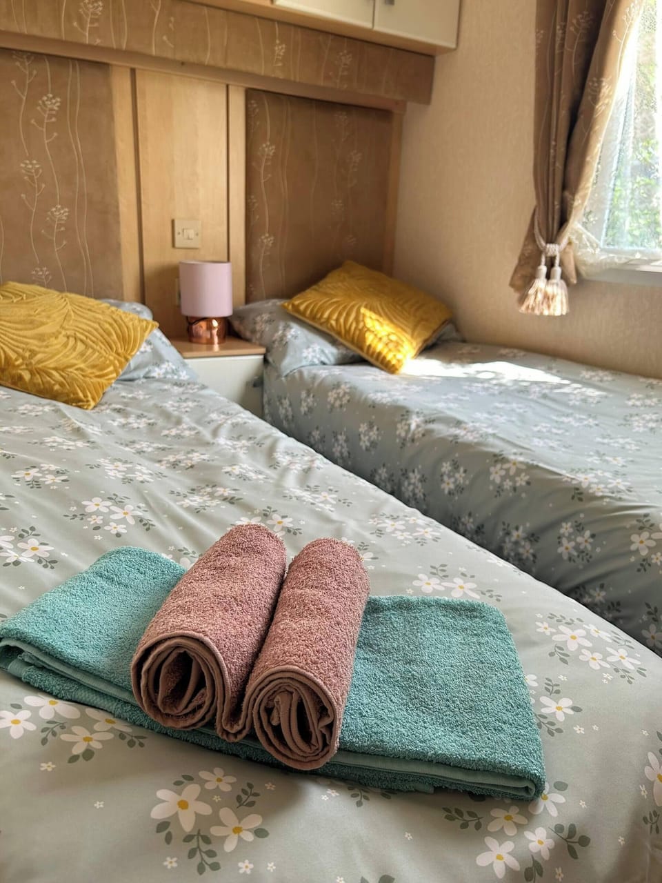 Cozy 2-bedroom Mobile Home in Kirkcolm With Sea Views House in Scotland