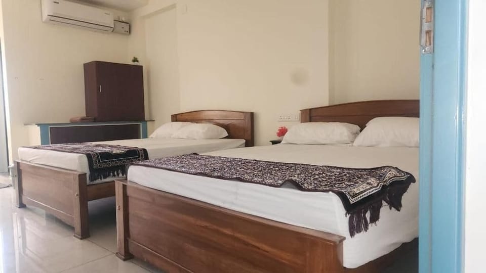 In-room safe, free WiFi