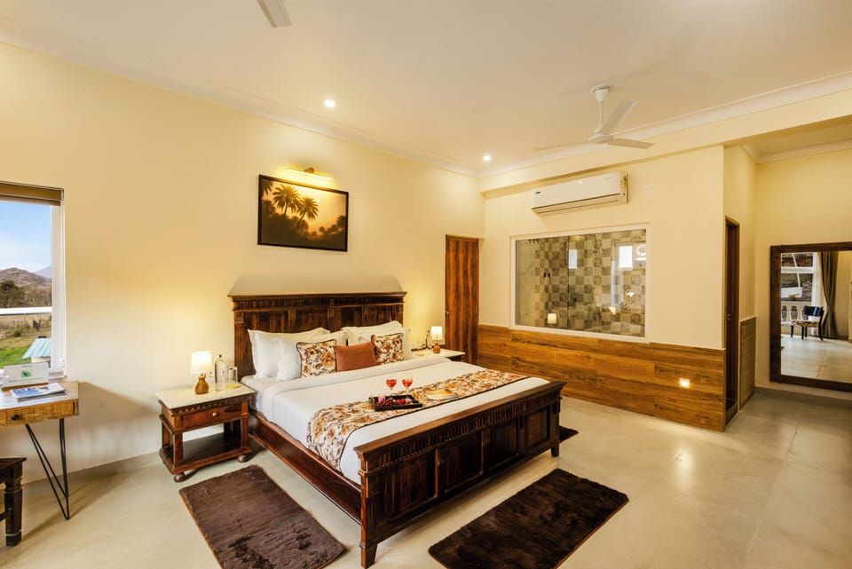 Deluxe Triple Room | Iron/ironing board, WiFi (free)