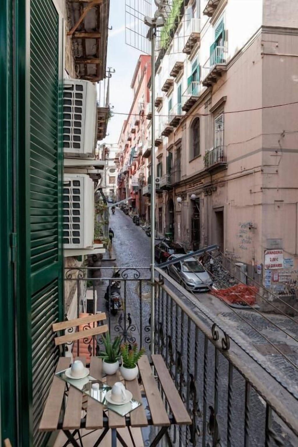 Double Room, Balcony, City View | Outdoor dining