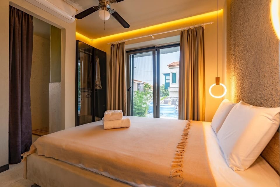 Standard Room, City View | Free WiFi