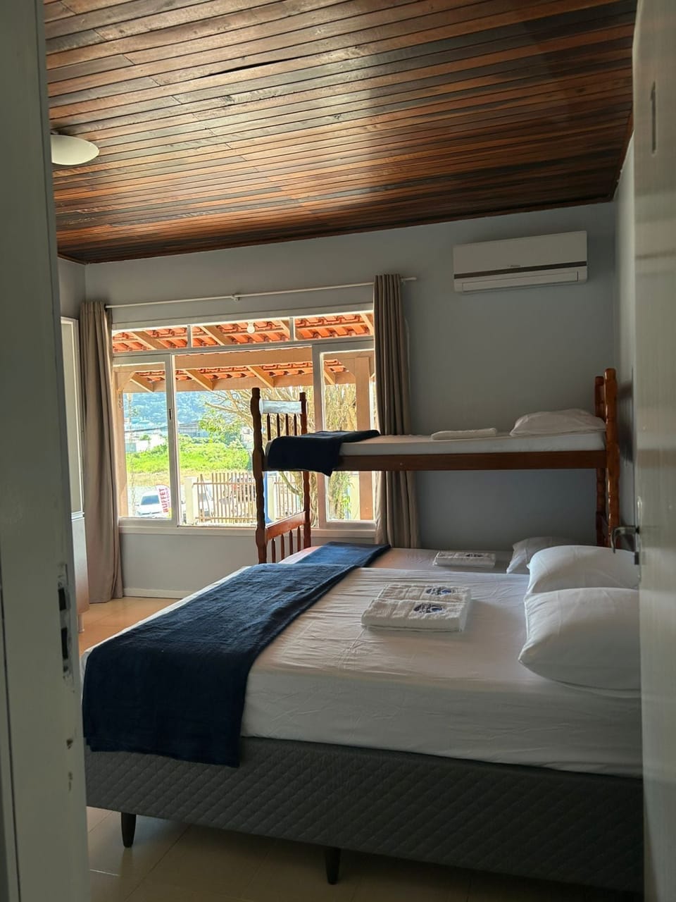 Family Quadruple Room | Minibar, iron/ironing board, free WiFi