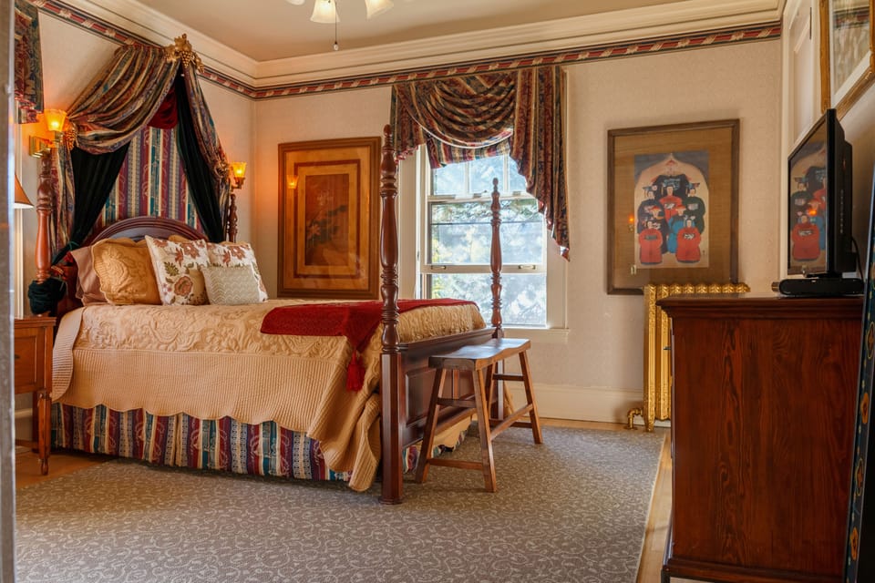 Champagne Room | Individually decorated, individually furnished, desk, laptop workspace