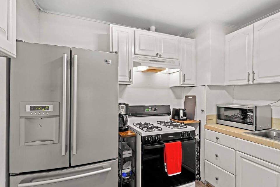 House, 5 Bedrooms, Accessible | Interior