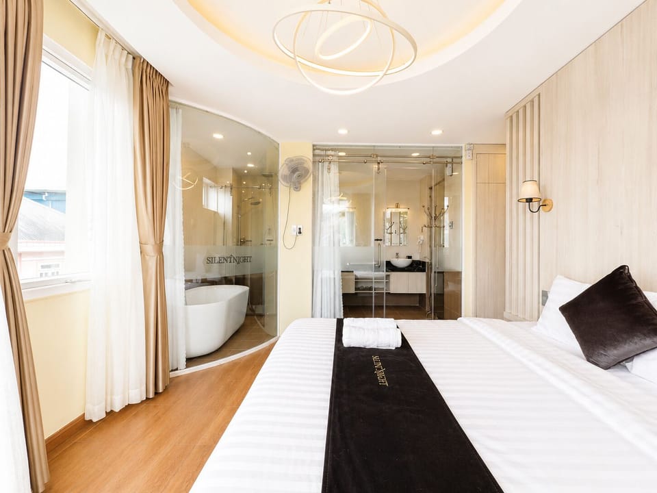 Luxury Suite, City View | Laptop workspace, blackout drapes, soundproofing, free WiFi