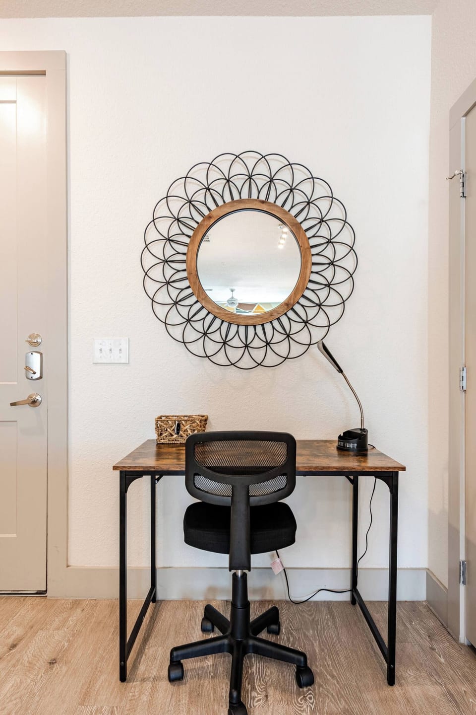 Apartment, 1 Bedroom, Smoking, Balcony | Interior