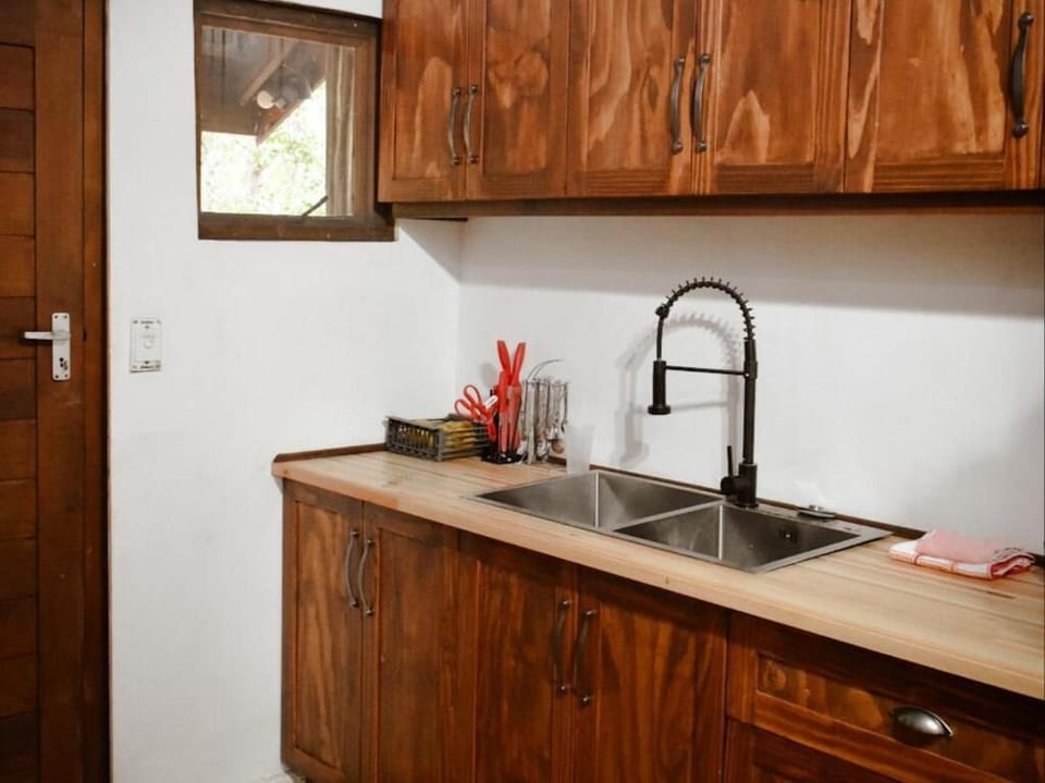 Family Cabin, Garden View | Private kitchen | Reusable coffee/tea filters