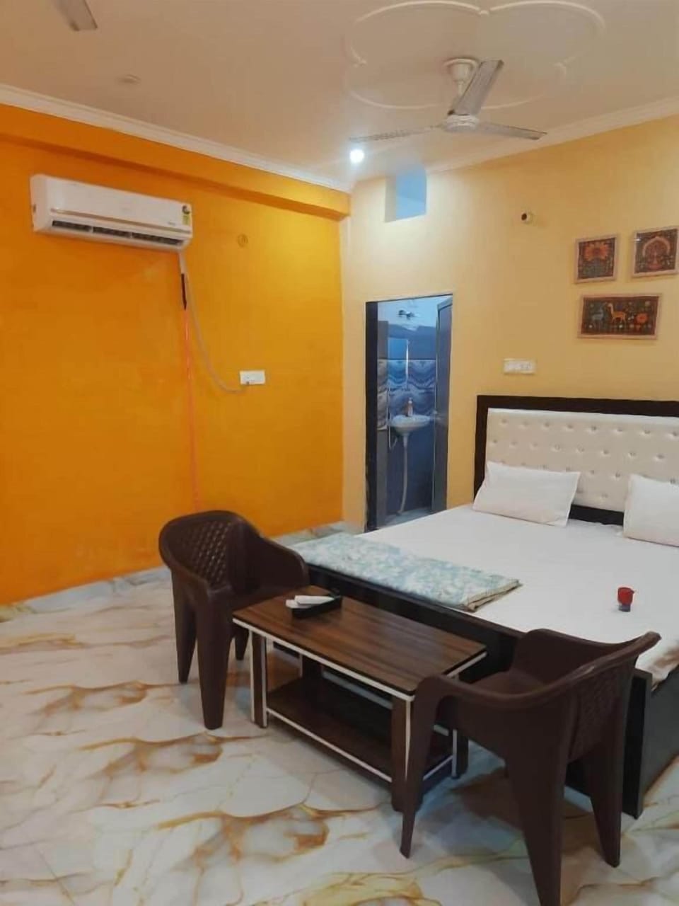 Deluxe Double Room, Balcony, Bay View | Laptop workspace, iron/ironing board, free WiFi