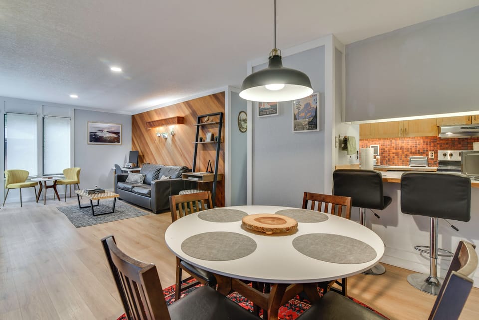 Apartment (2 Bedrooms) | Front of property