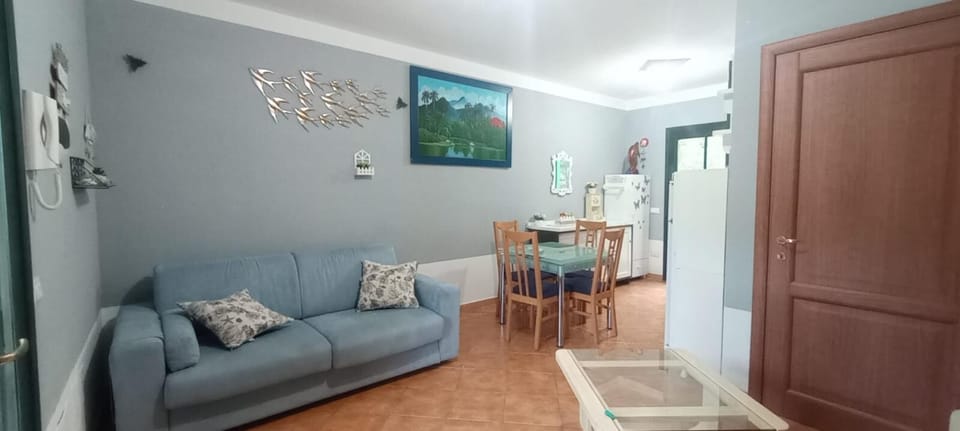 Family Cottage, Resort View | Living area