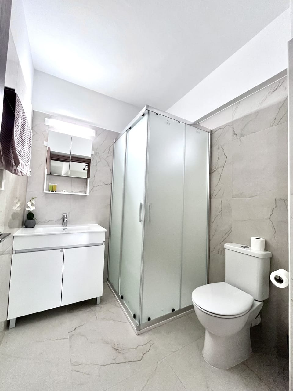 17 LCA 309 - Stay Finikoudes Nest 1 Apartment in Larnaca