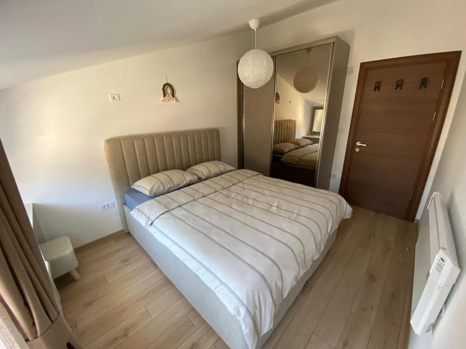Deluxe Apartment, Balcony, City View