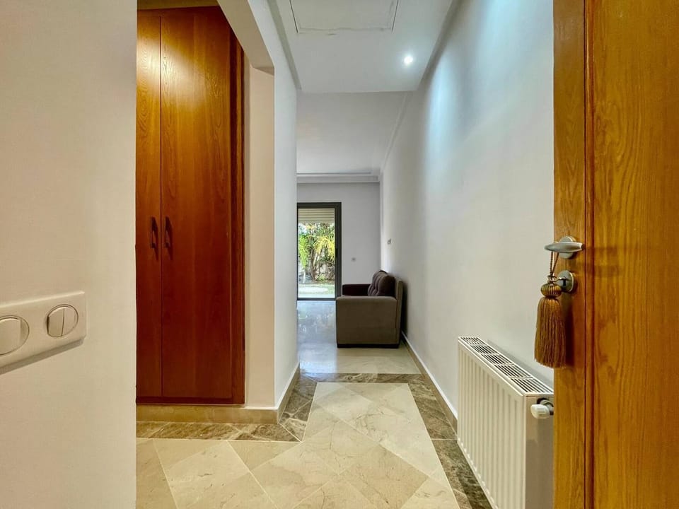 Apartment, 2 Bedrooms, Garden View | Interior