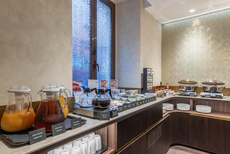 Daily buffet breakfast for a fee