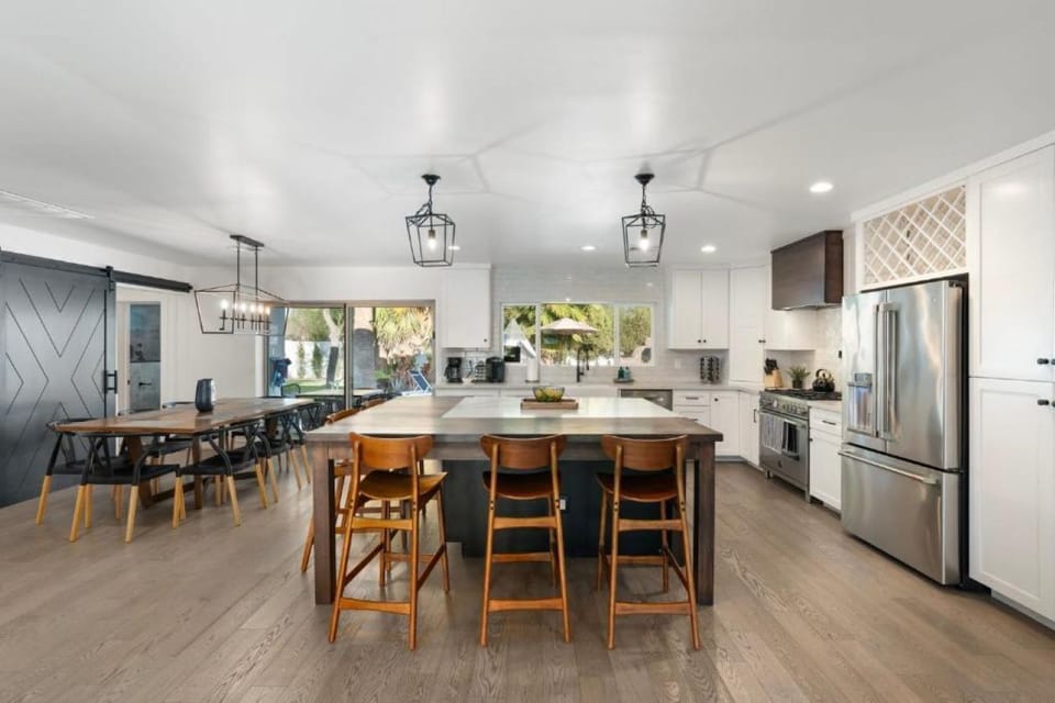 Comfort Villa | Private kitchen | Coffee/tea maker