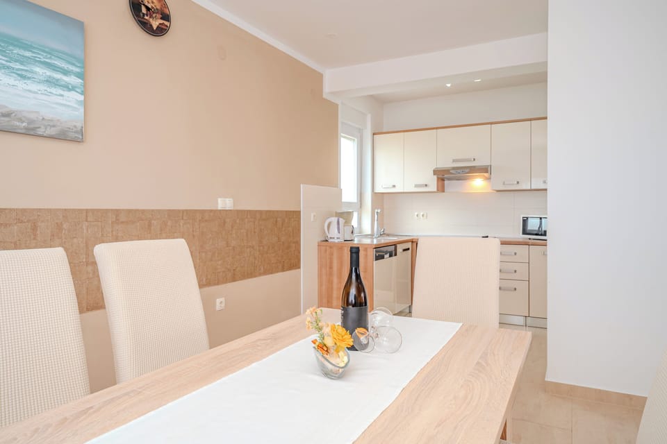 Classic Apartment, Partial Sea View | Private kitchen | Full-size fridge, microwave, oven, stovetop