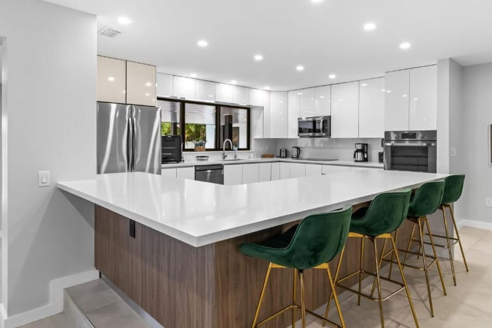 Comfort Villa | Private kitchen | Coffee/tea maker